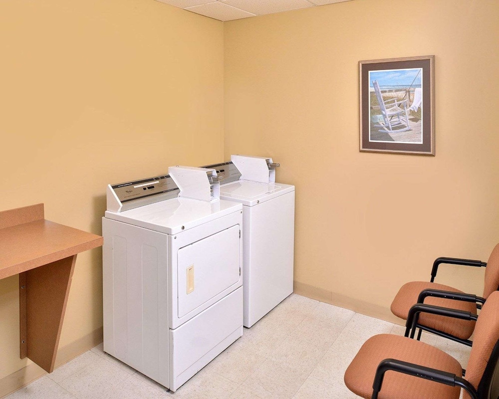 Comfort Inn and Suites Dover-Portsmouth 23/46