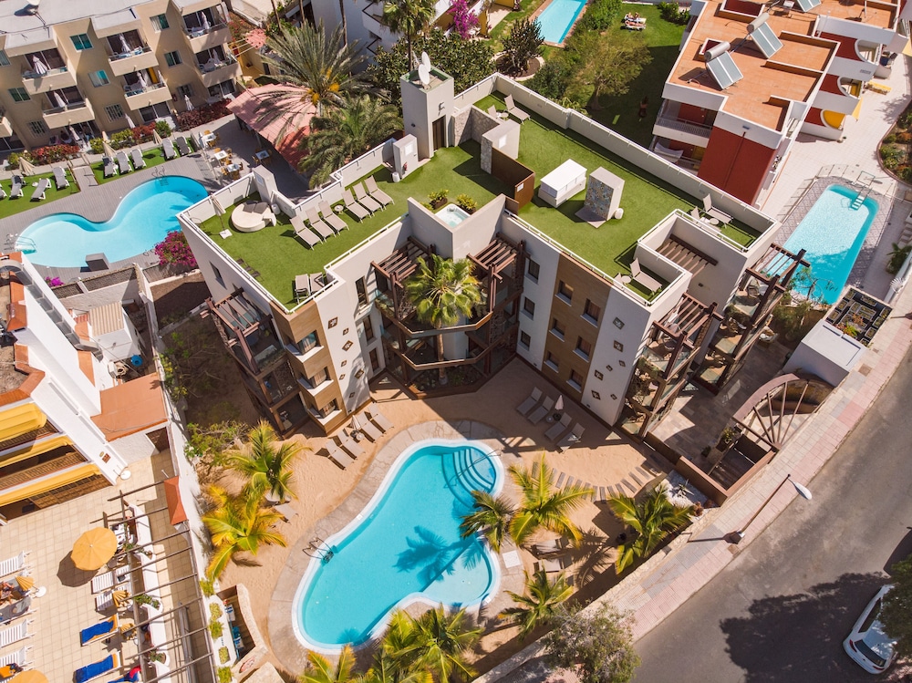 Alhambra Boutique by TAM Resorts 6/50