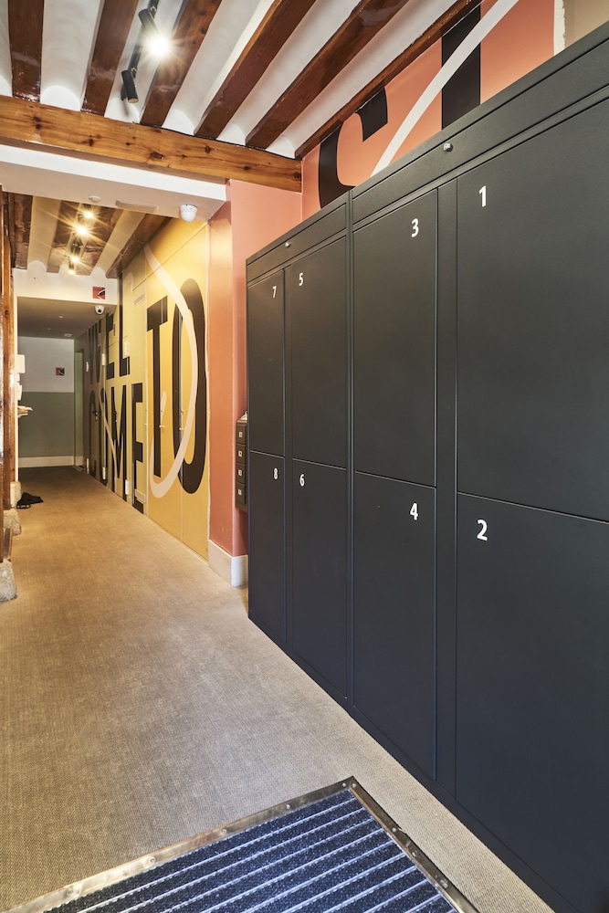 Slow Suites Chueca 4/50