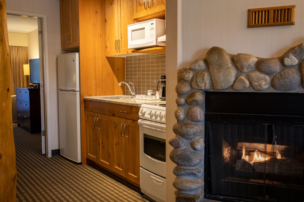 Marmot Lodge 40/50