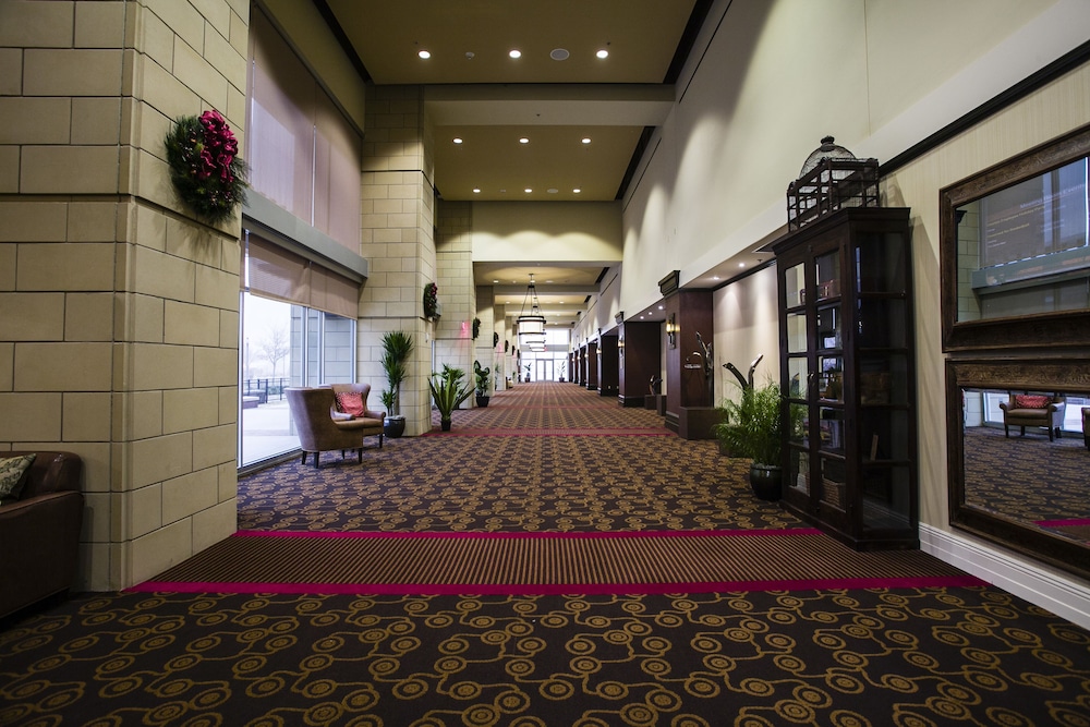 Overton Hotel And Conference Center 6/66