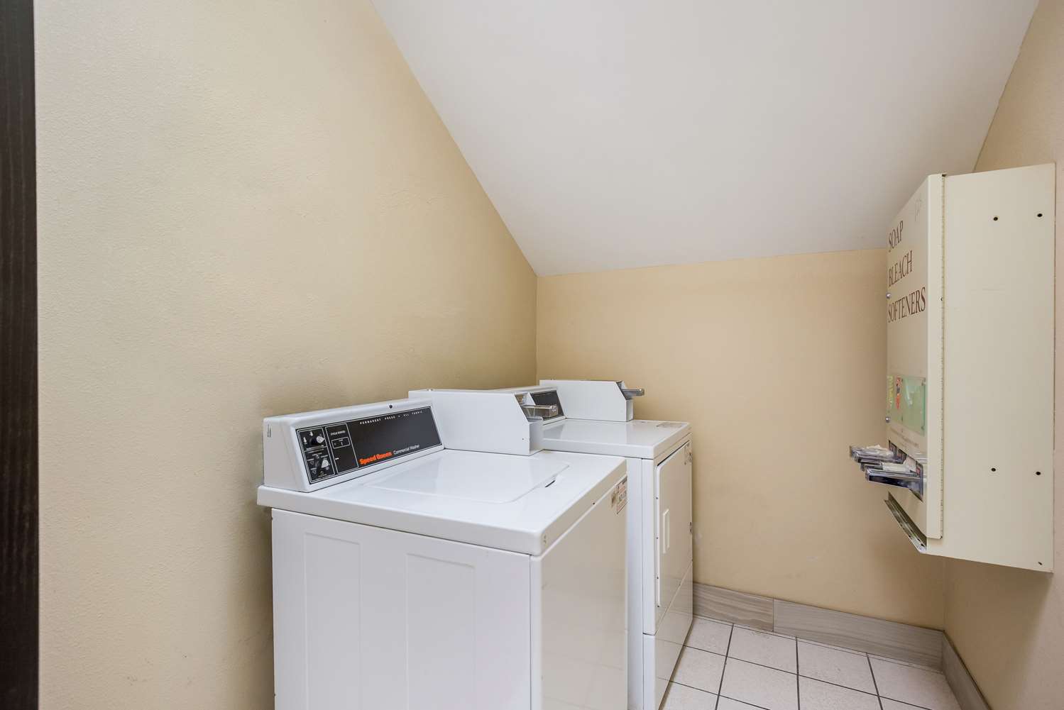 Quality Inn & Suites Caseyville - St. Louis 38/38