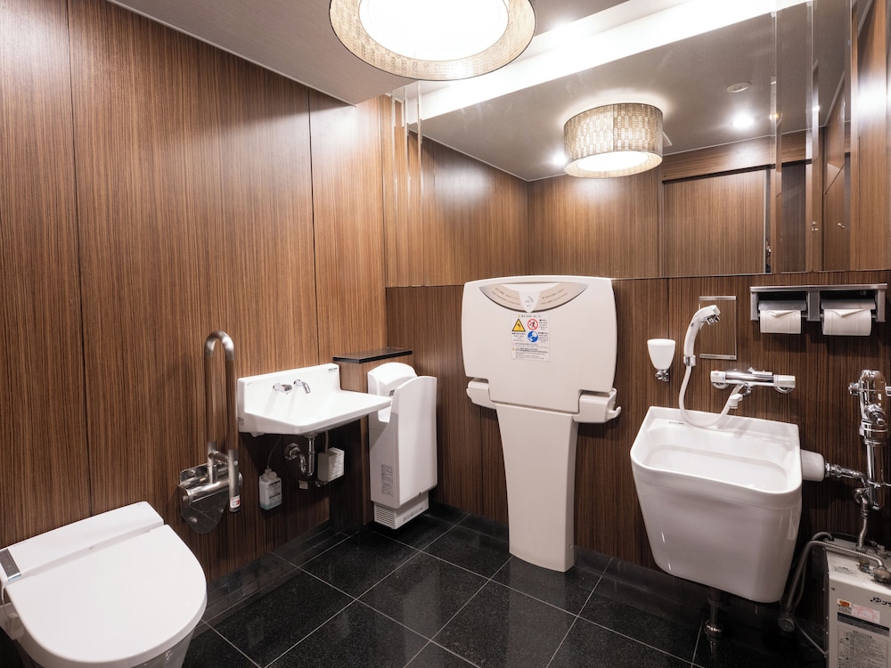 Apa Hotel Kodenmacho Ekimae 56/58
