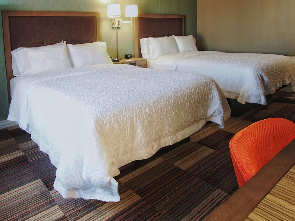 Hampton Inn Suites Moore Ok 11/38