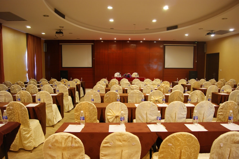 Pazhou Hotel 57/71