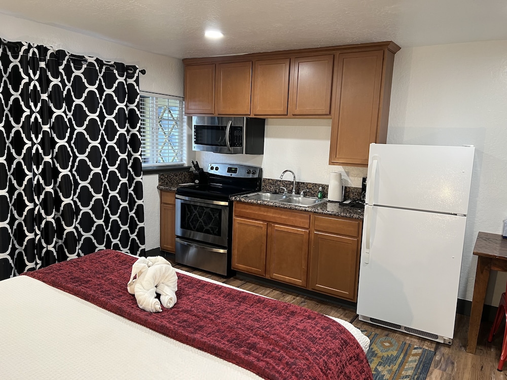 Heavenly Inn Lake Tahoe 20/43