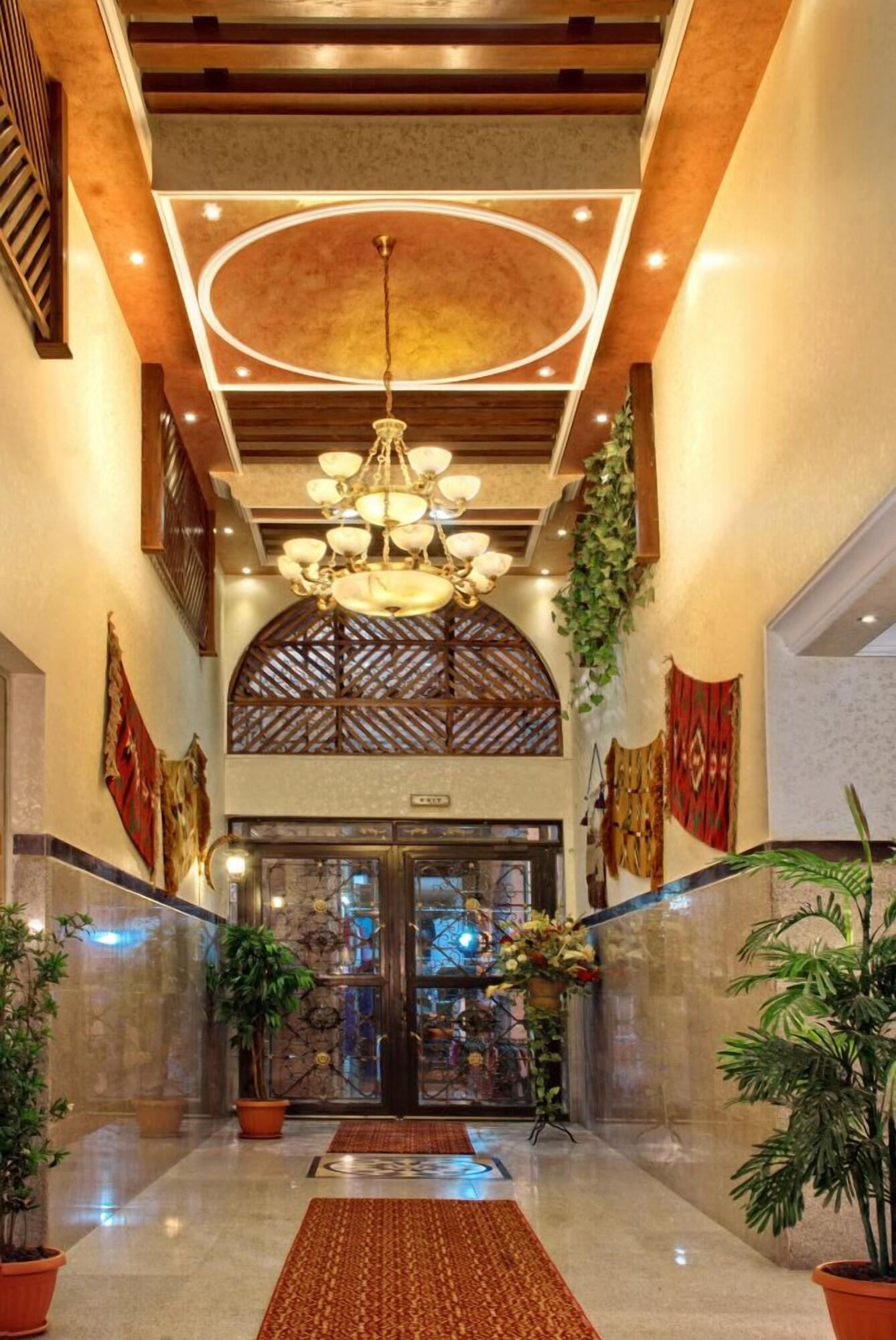 Jardaneh Hotel 1/15