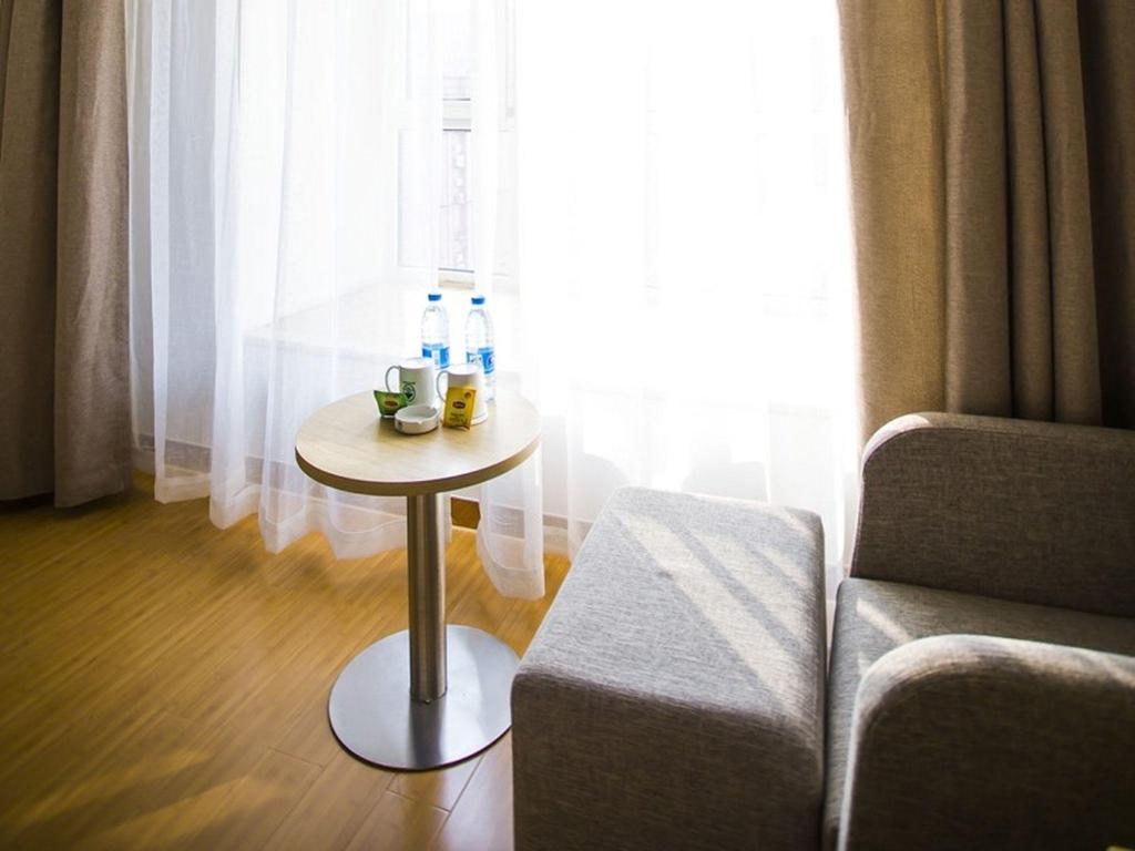 GreenTree Inn Jinan Jiyang Bus Station Express Hotel 38/50