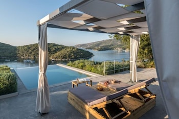 Movenpick Resort Agios Nikolaos Sivota 10/39