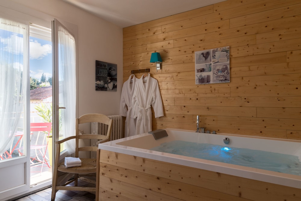 Hotel the Originals Martigues Clair 26/50