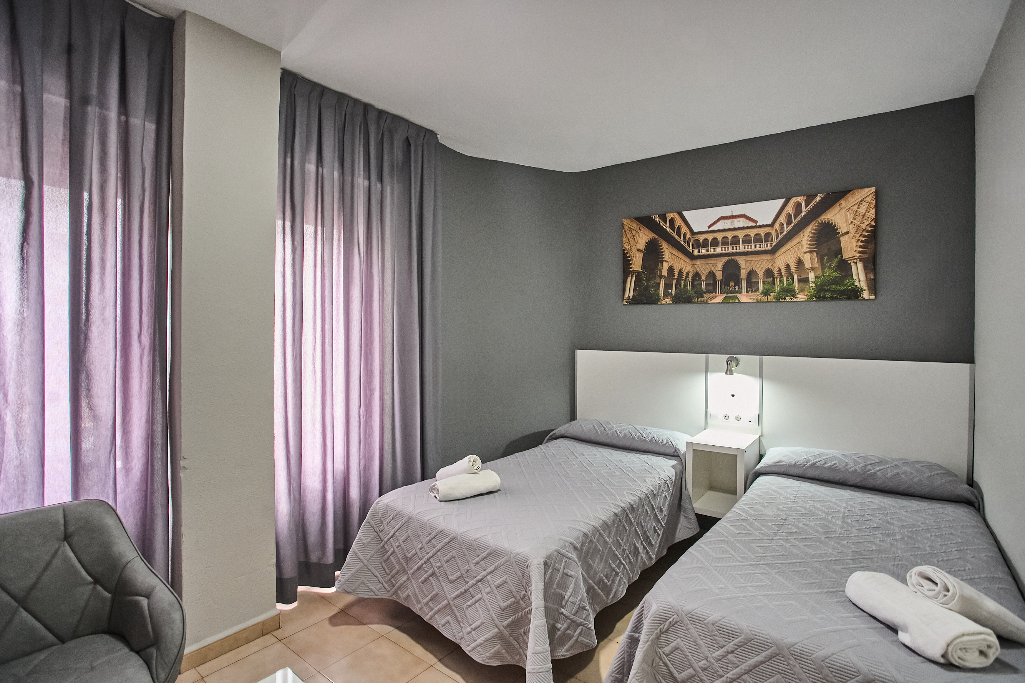 Resitur Apartamentos Turisticos En Seville 20/50