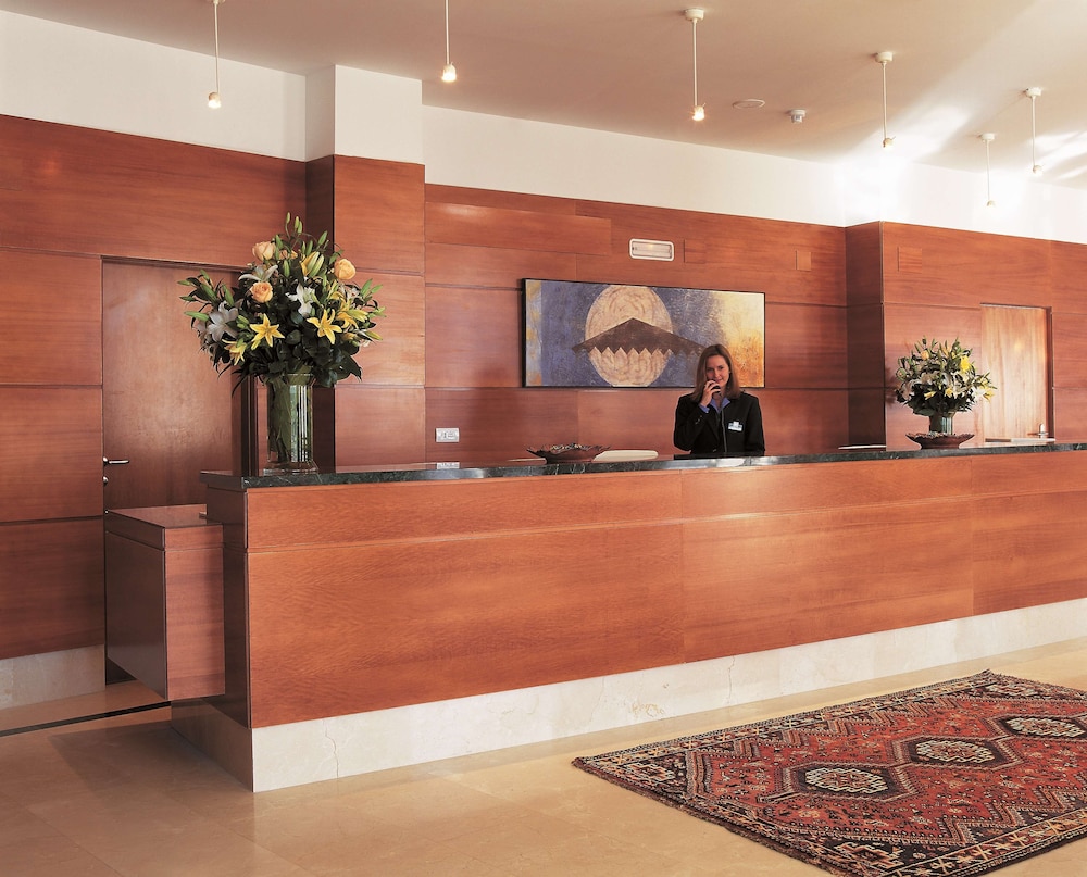 Travelodge Madrid Coslada Aeropuerto 10/60