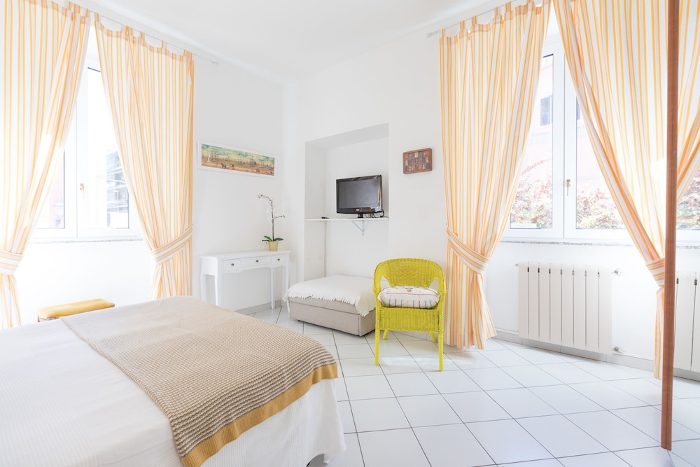 B&B Piazza Fratti 28/69