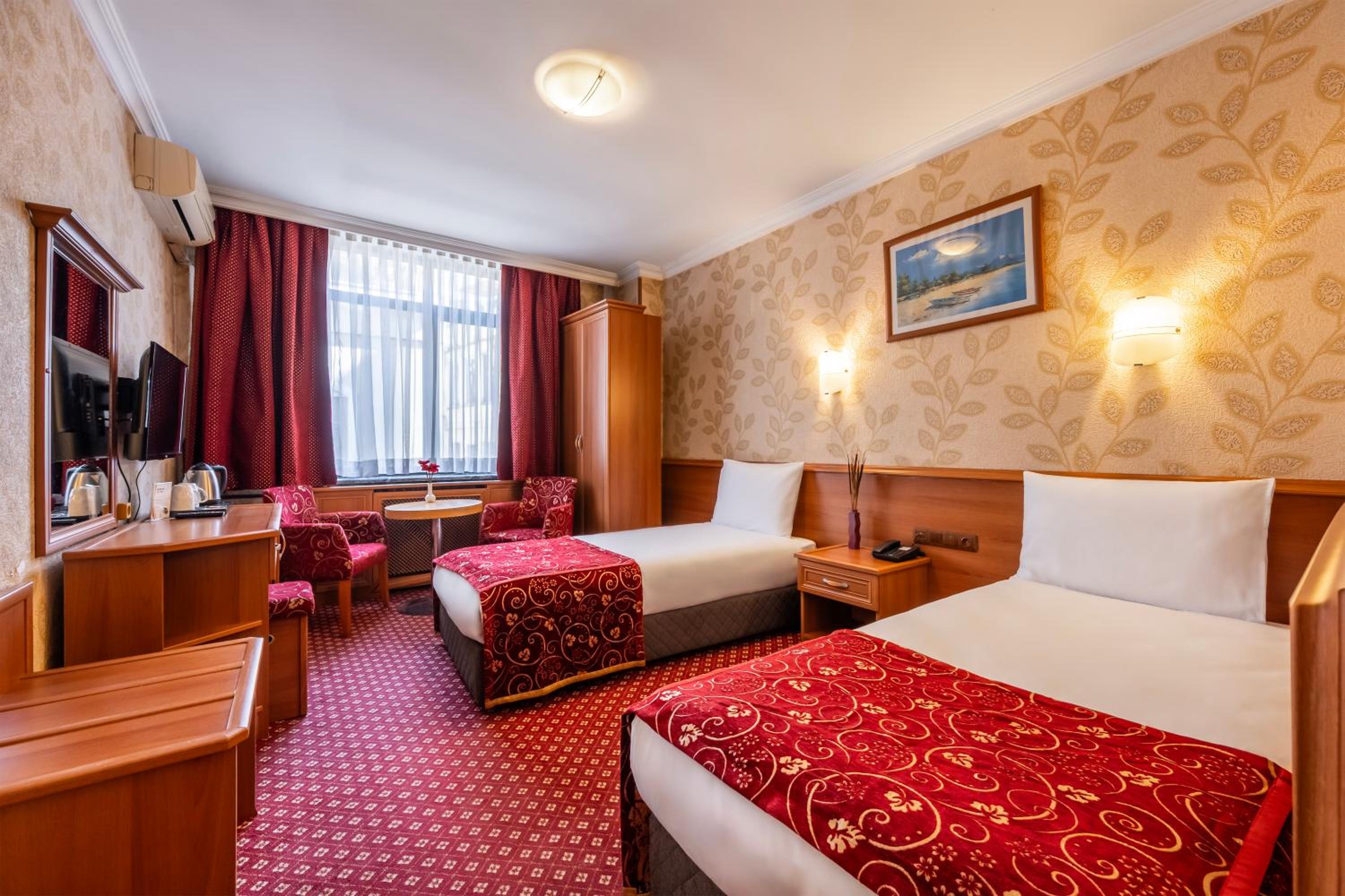 STANDARD ROOM
