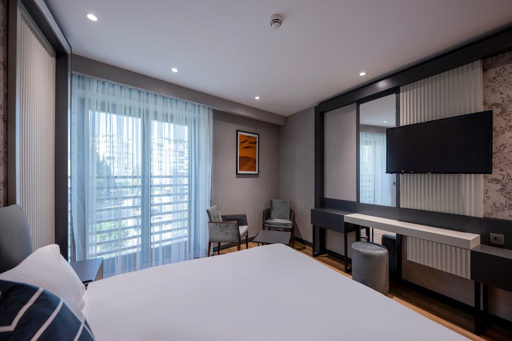 Four Points Express by Sheraton Antalya Lara 4/27