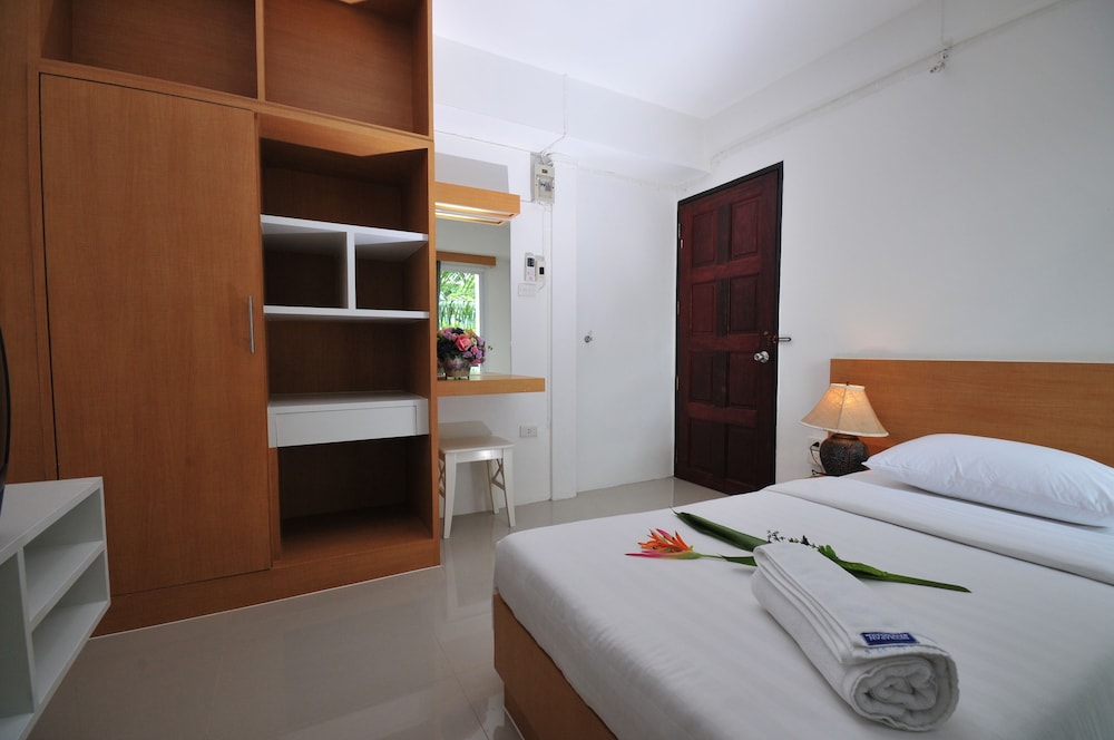 Beerapan Hotel 17/49