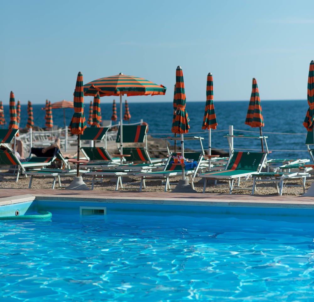 Mercure Civitavecchia Sunbay Park Hotel 34/65