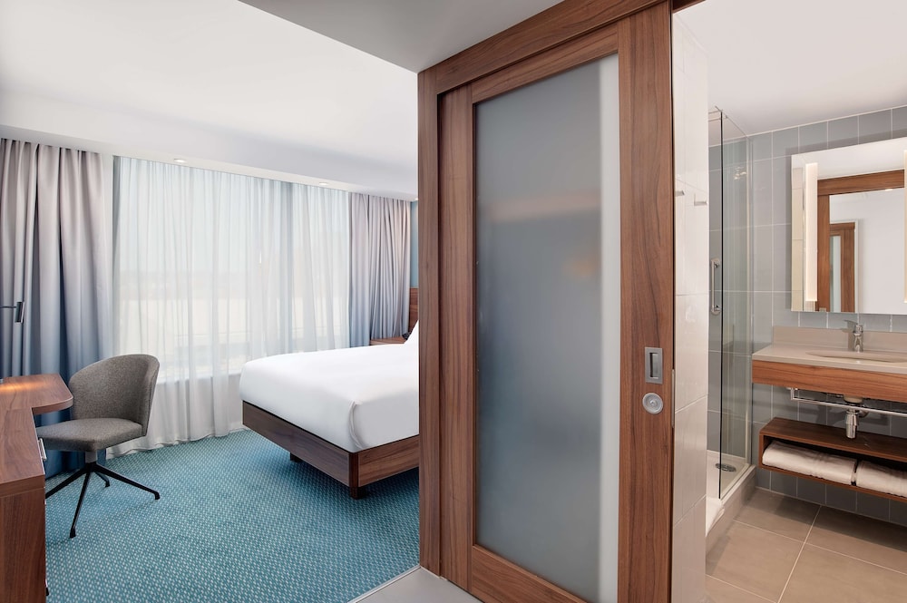 Hampton by Hilton Canterbury 27/61