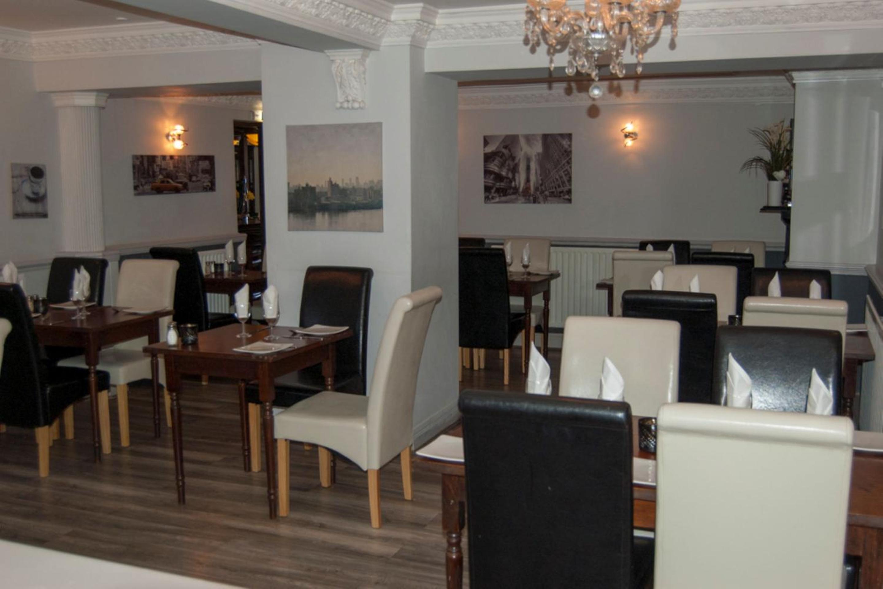 OYO La Spada Boutique Hotel 30/38
