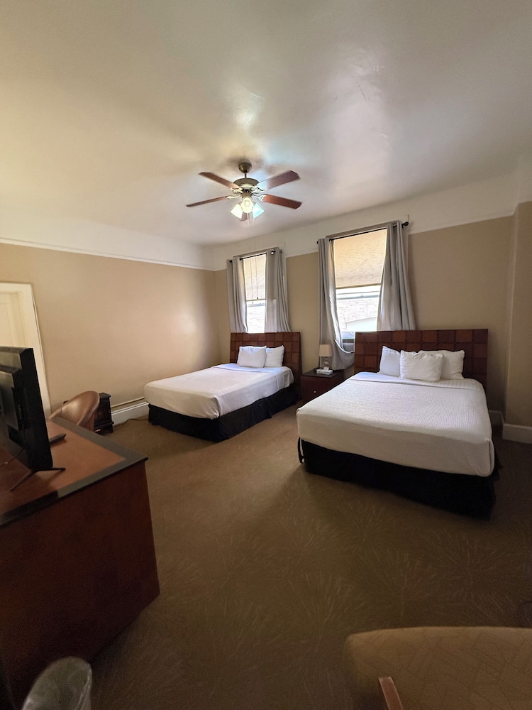 Gadsden Hotel 20/51