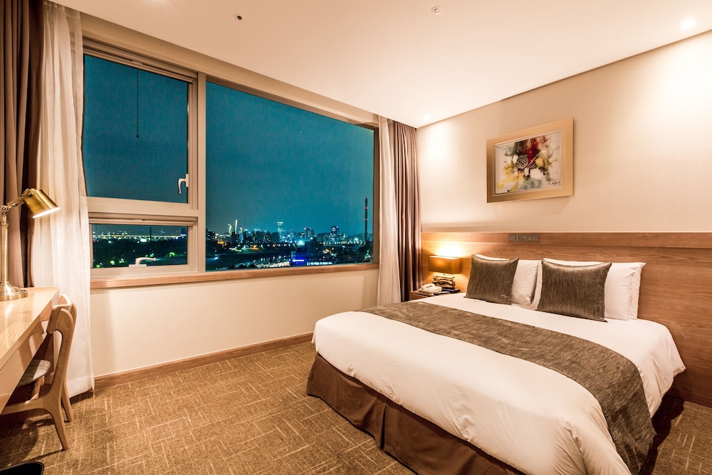 GOLDEN SEOUL HOTEL 9/63