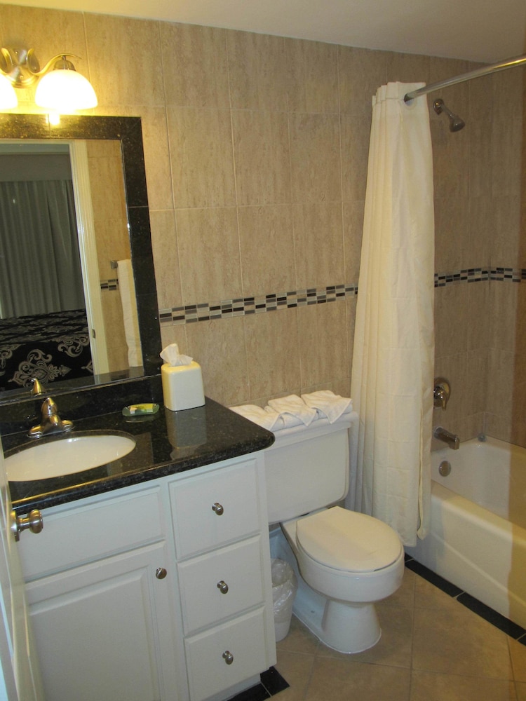 ISLA GRAND BEACH RESORT 49/50