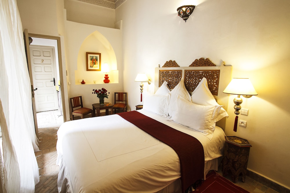 COMFORT, DOUBLE BED