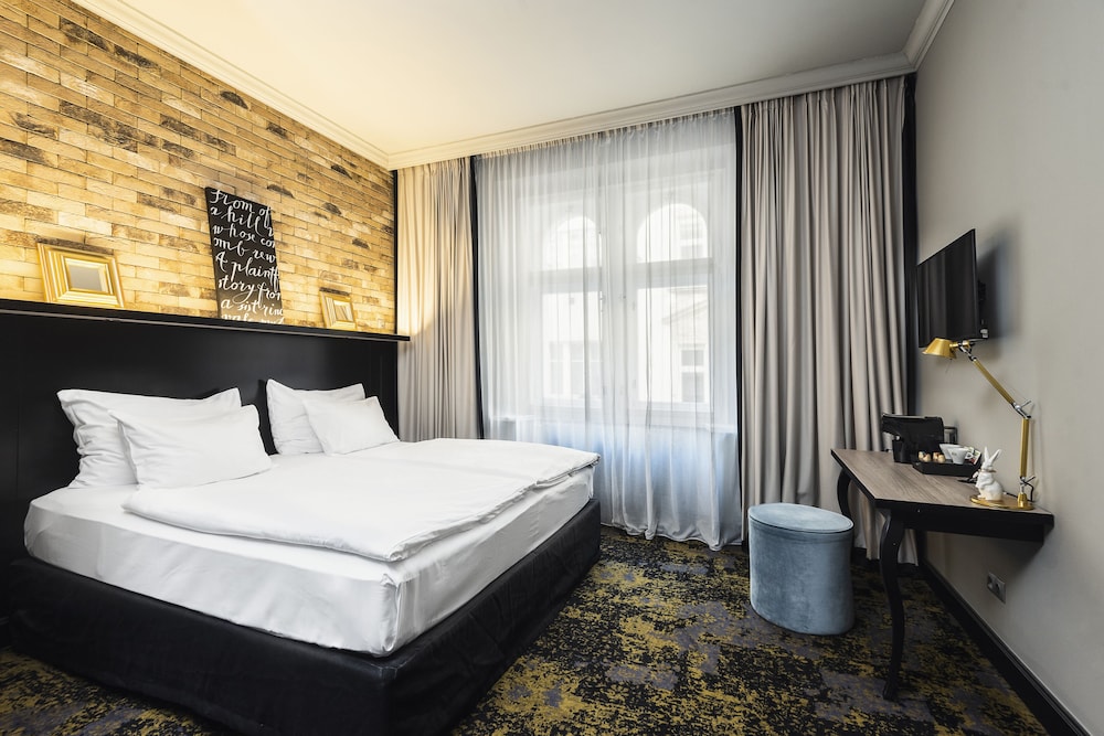 numa l Root Rooms and Apartments 21/81