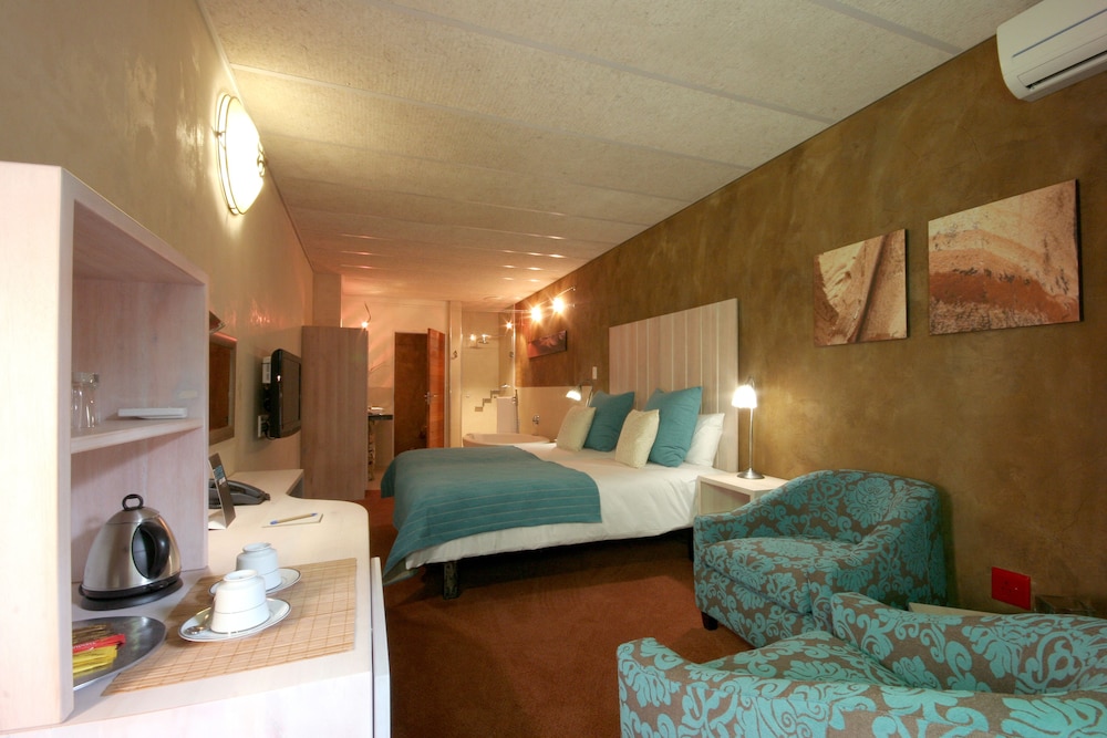 African Rock Hotel 29/76