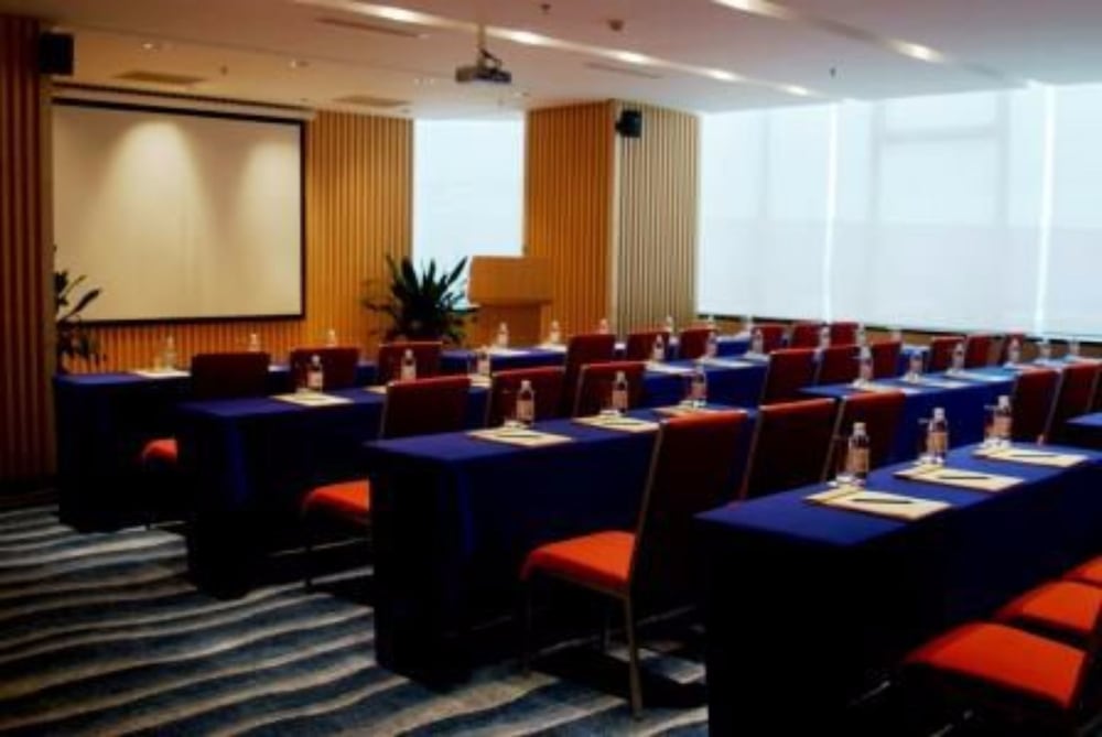 Haiyue Jianguo Hotel 37/50
