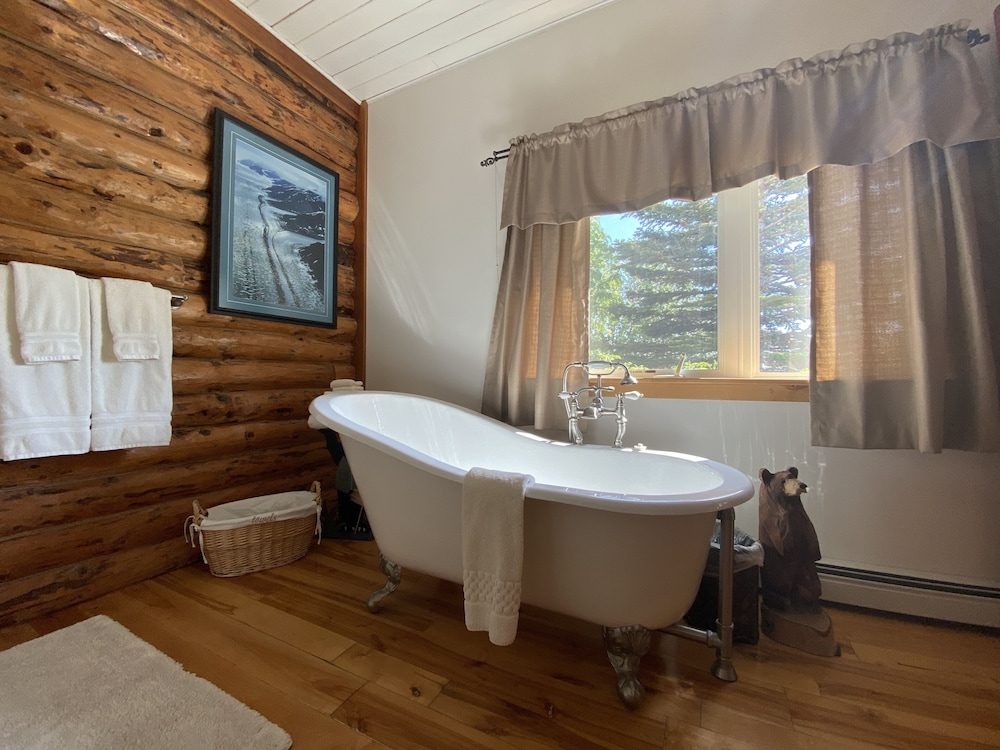 Pioneer Ridge Bed &amp; Breakfast Inn 23/24