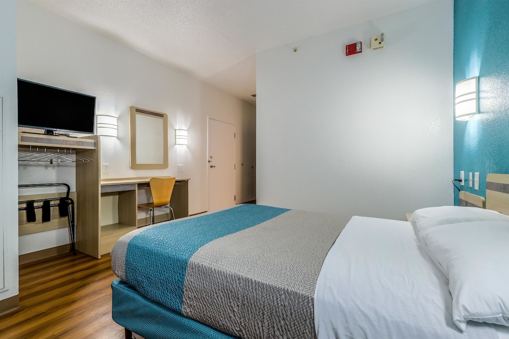 Motel6 West Des Moines, IA 22/52