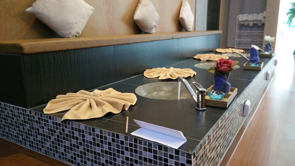 42C The Chic Hotel 24/49