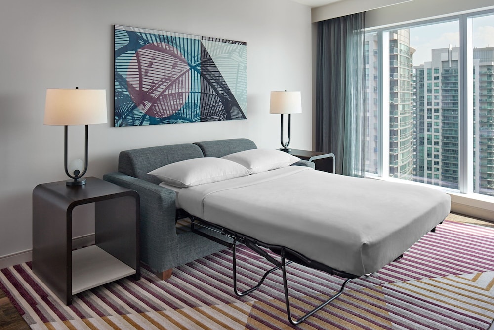 1 Bedroom, Executive, Suite, Delta Toronto 7/10