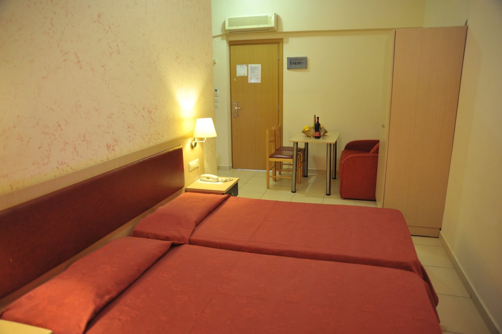 Anseli Hotel Apartments and Studios 13/33