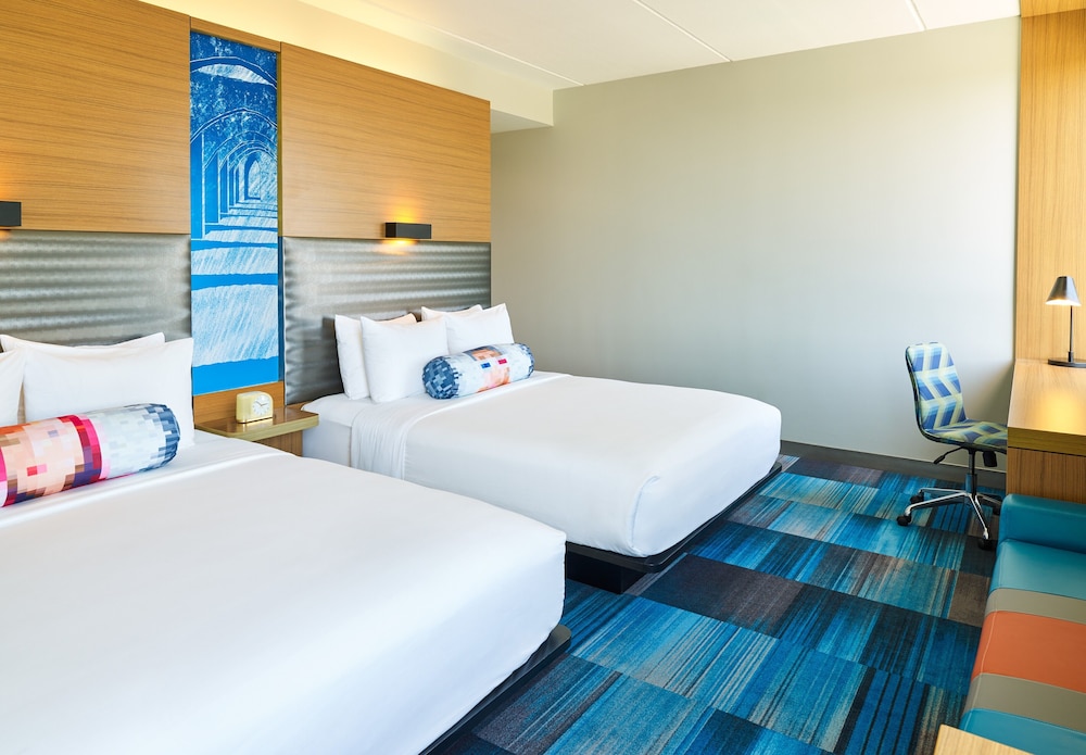ROOM, 2 QUEEN BEDS, ACCESSIBLE