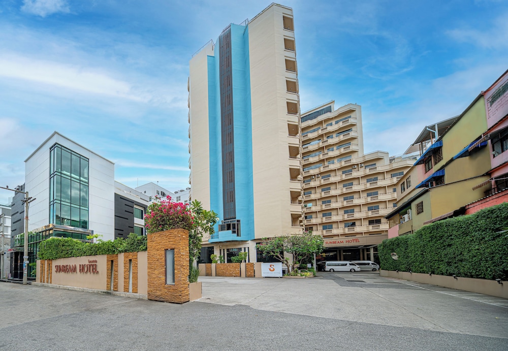 Sunbeam Hotel Pattaya 61/66