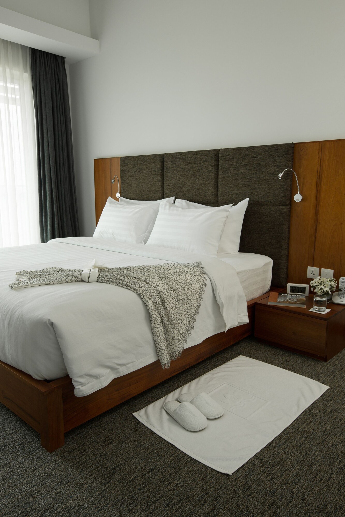 2 BEDROOMS, APARTMENT