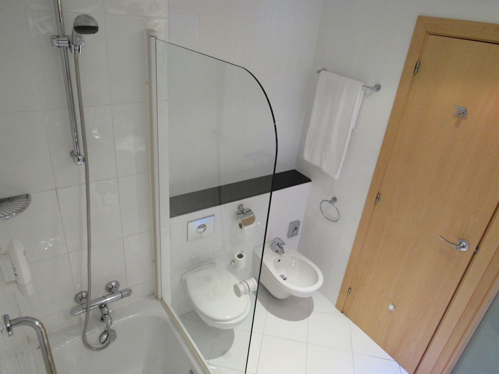 Holiday Inn Express Valencia Bonaire 45/50