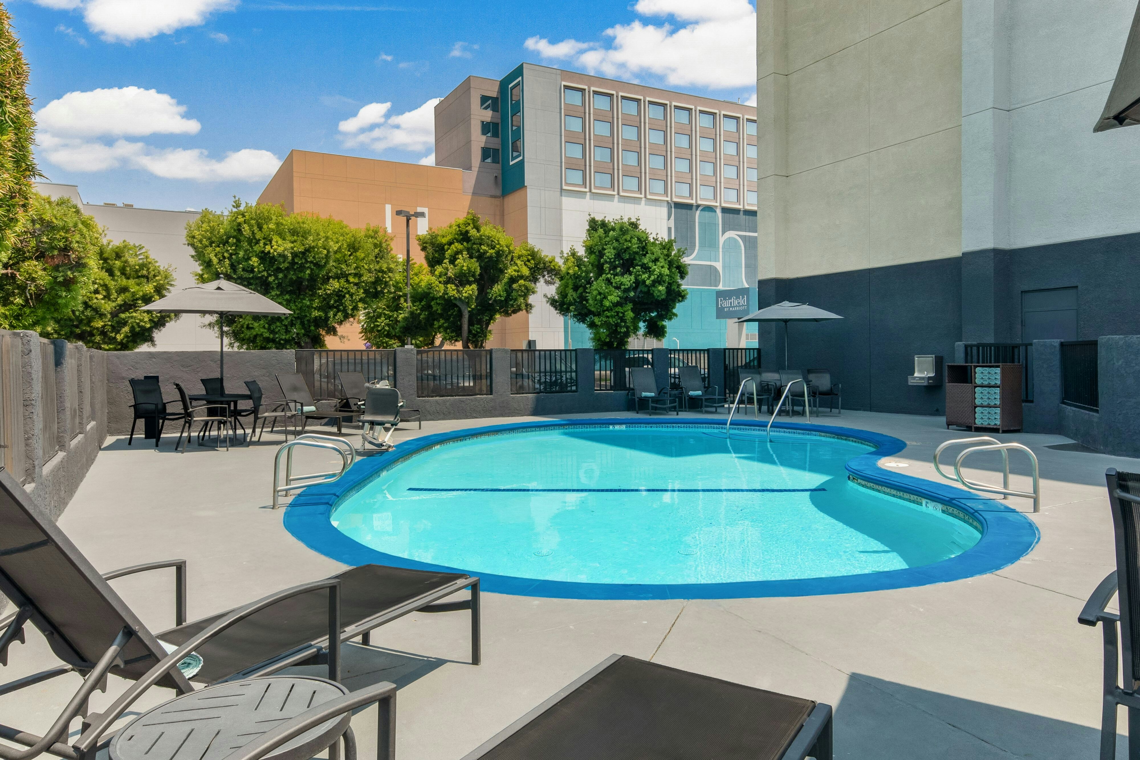 Fairfield Inn & Suites Anaheim North/ Buena Park 31/33