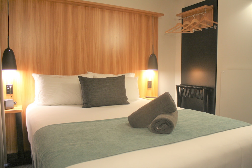 No. 9 Hotel, Auckland 32/60