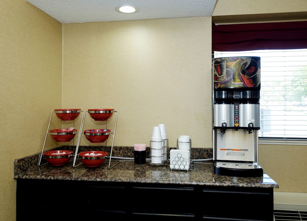Red Roof Inn Columbus West - Hilliard 20/25