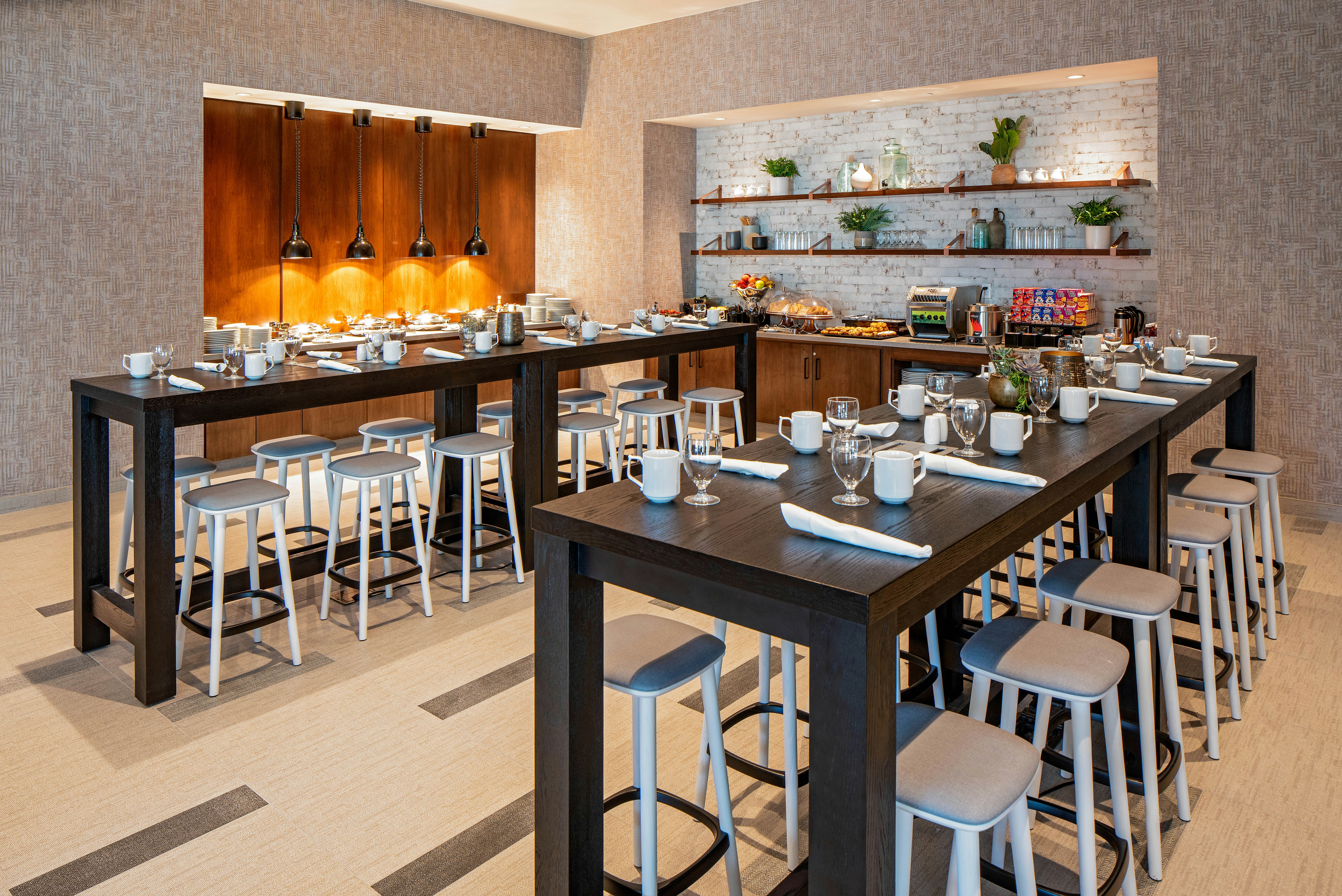 Hilton Garden Inn Austin University Capitol District 30/54
