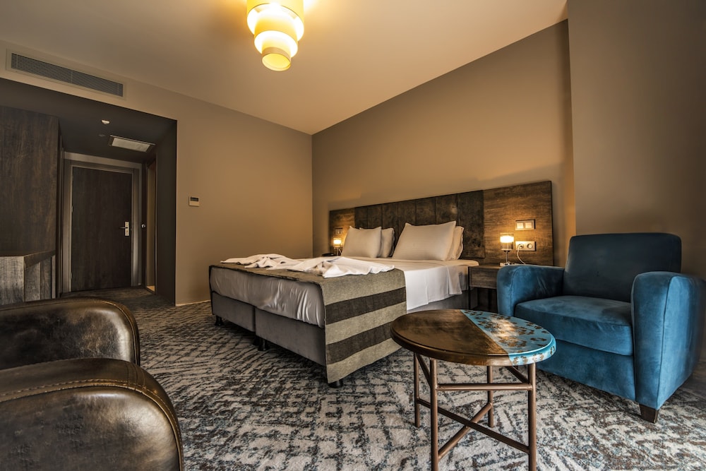 Heybeli Garden Otel 12/21