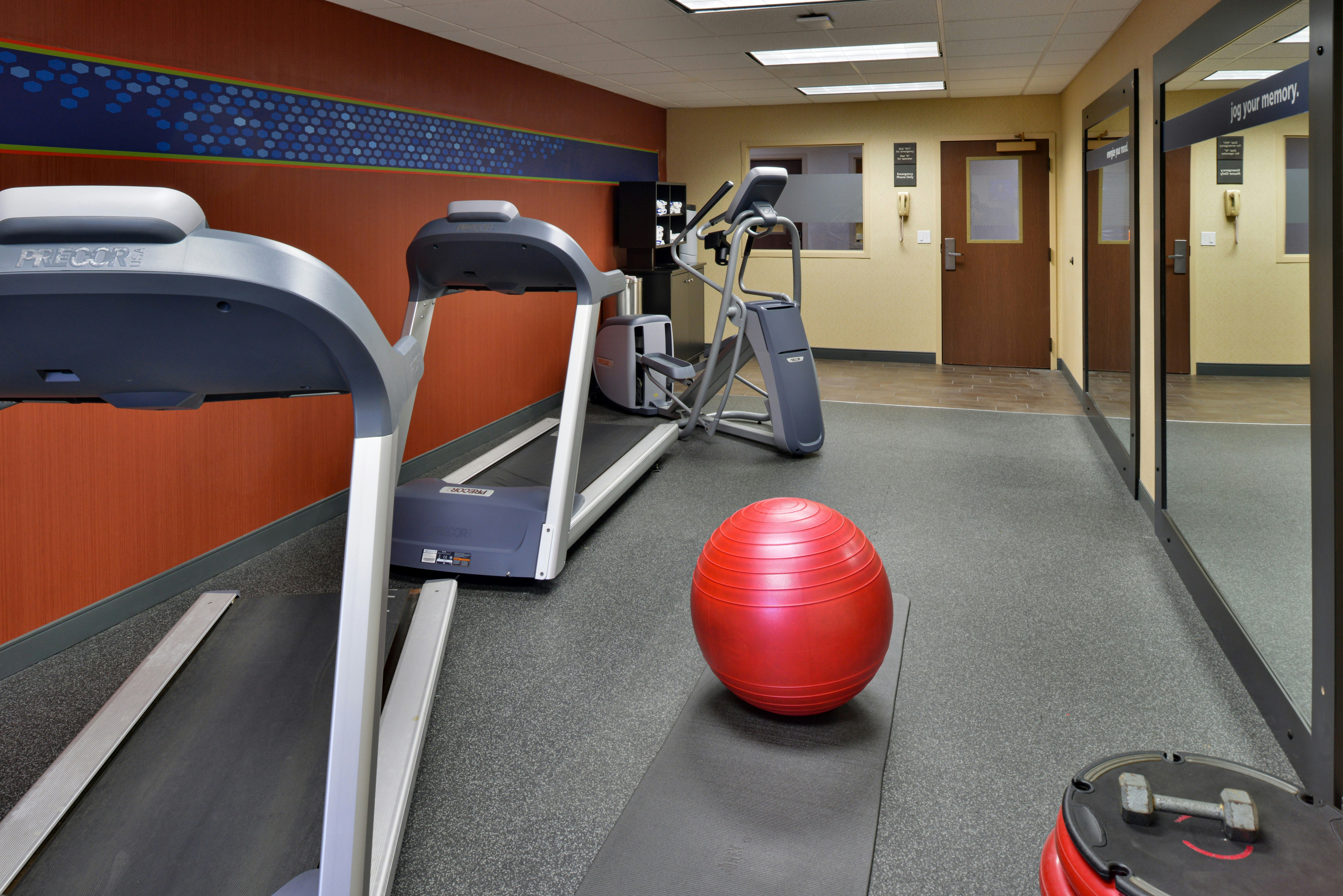 Hampton Inn Wytheville 31/53