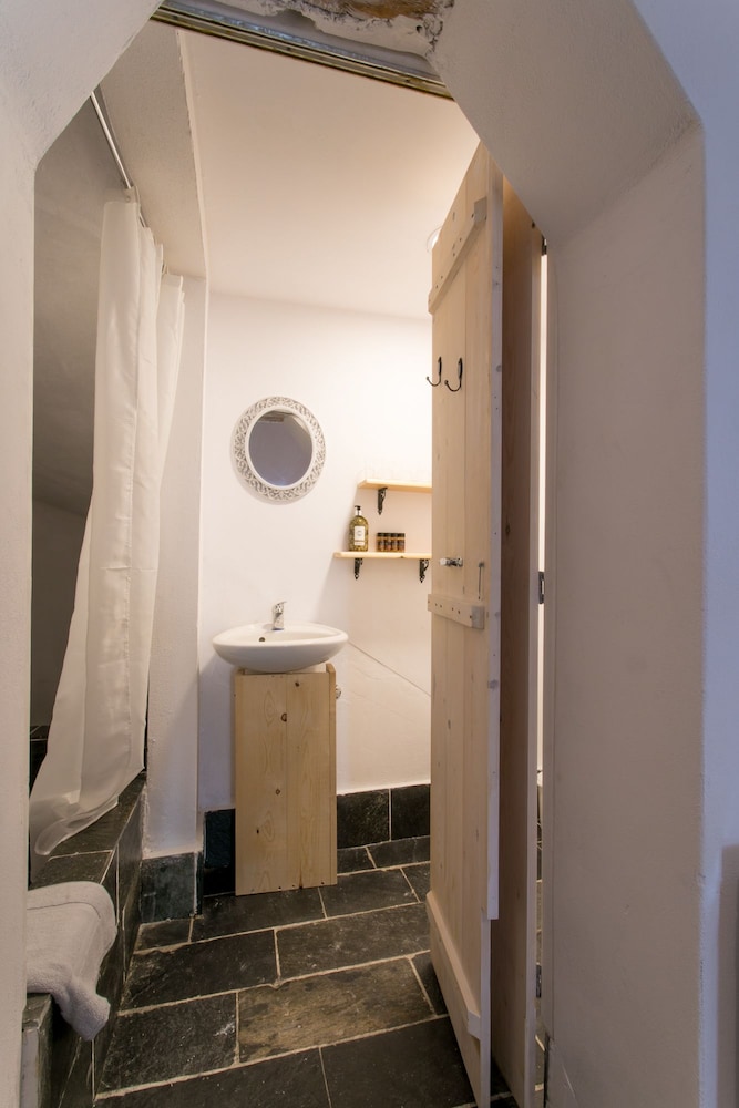 Mascot Boutique Hotel 5/50