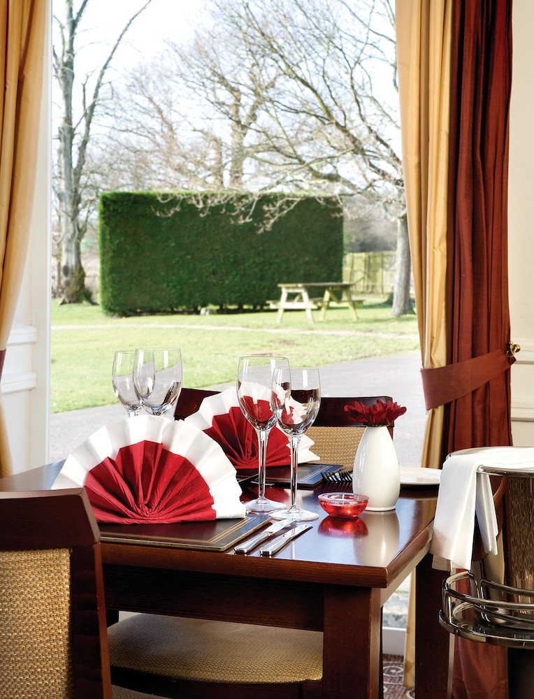 The Hickstead Hotel 13/19