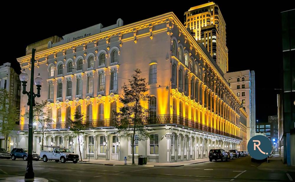 Factors Row by Sextant image