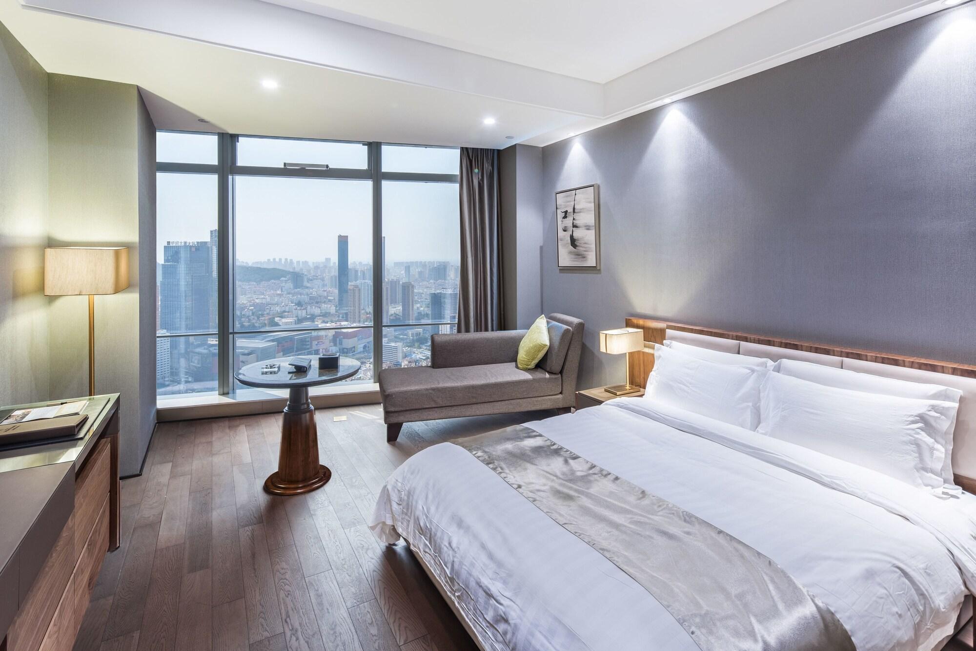 Grand Madison Qingdao Harbour view Central 15/50