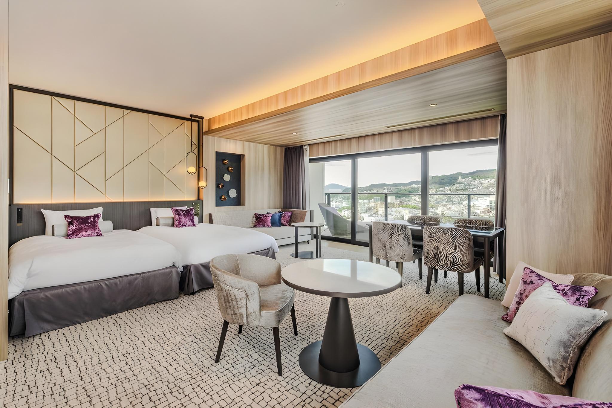 Suite, Stadium View